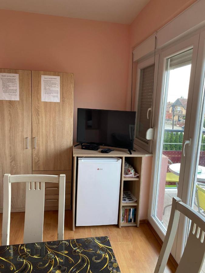 Guest House Trajkovic Jagodina Eksteriør bilde